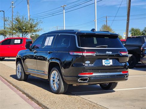 Used 2021 Jeep Grand Cherokee L Summit w/ Luxury Tech Group V image 4