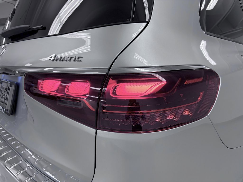 Certified 2025 Mercedes-Benz GLS 580 4MATIC image 10