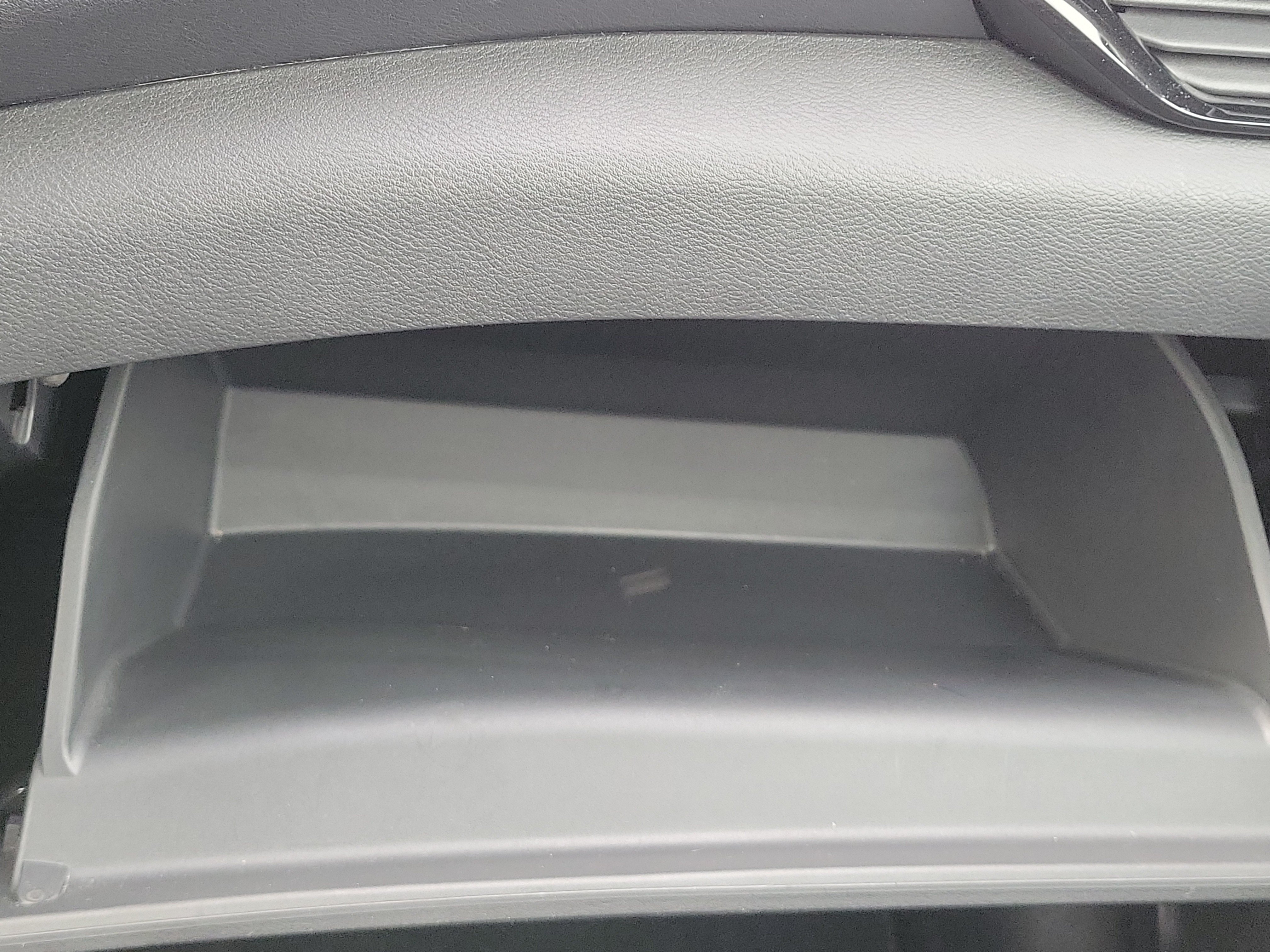 Used 2024 Nissan Sentra SV FWD image 28