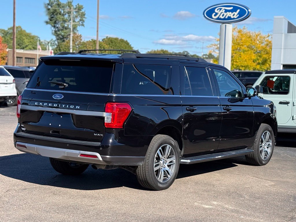 Used 2023 Ford Expedition Max XLT AWD/4WD image 37