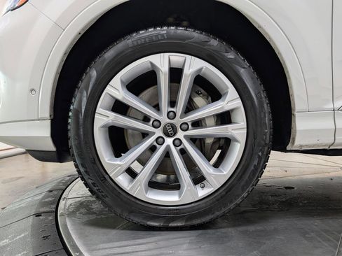 Used 2025 Audi Q7 3.0T Premium Plus image 11