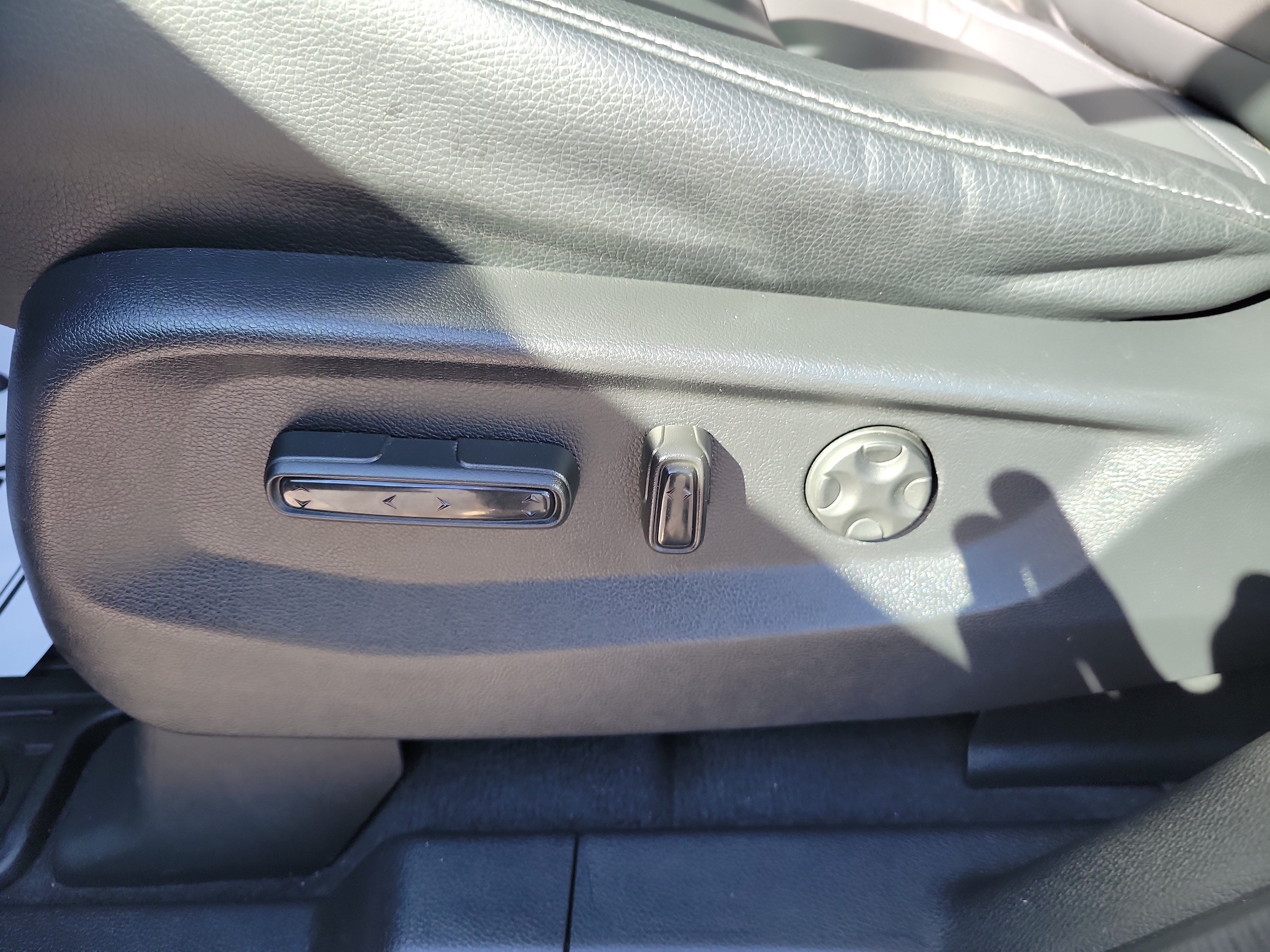 Used 2023 Honda Odyssey Touring image 17