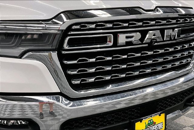 Used 2025 RAM 1500 Limited AWD/4WD image 35