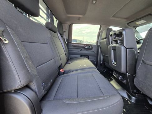 Used 2024 Chevrolet Silverado 3500 LT AWD/4WD image 11