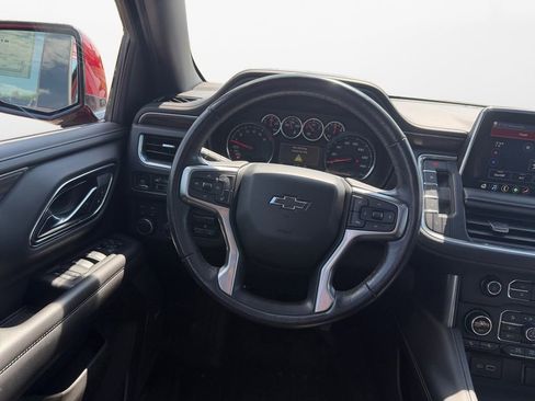 Used 2021 Chevrolet Tahoe Z71 w/ Z71 Signature Package AWD/4WD image 12