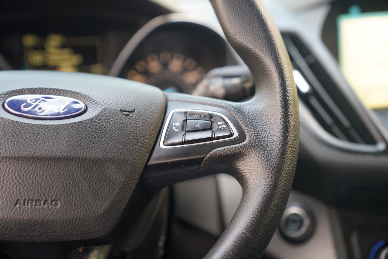 Used 2019 Ford Escape SE AWD/4WD image 35
