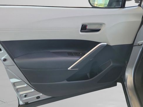 Certified 2025 Toyota Corolla Cross L image 35