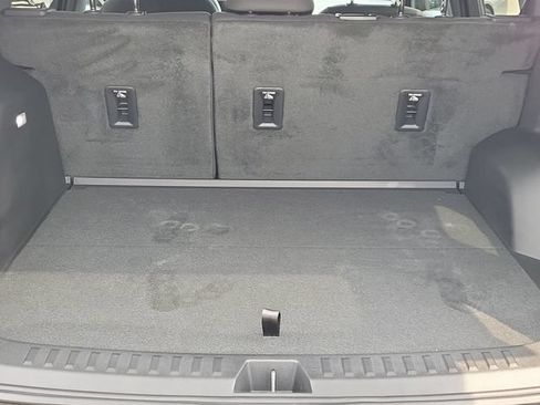 Certified 2025 Chevrolet Equinox LT w/ Safety and Technology Package FWD image 30