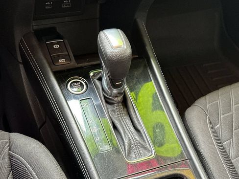 Used 2021 Nissan Kicks SV FWD image 19