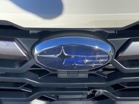 Used 2024 Subaru Crosstrek 2.0i Premium image 25