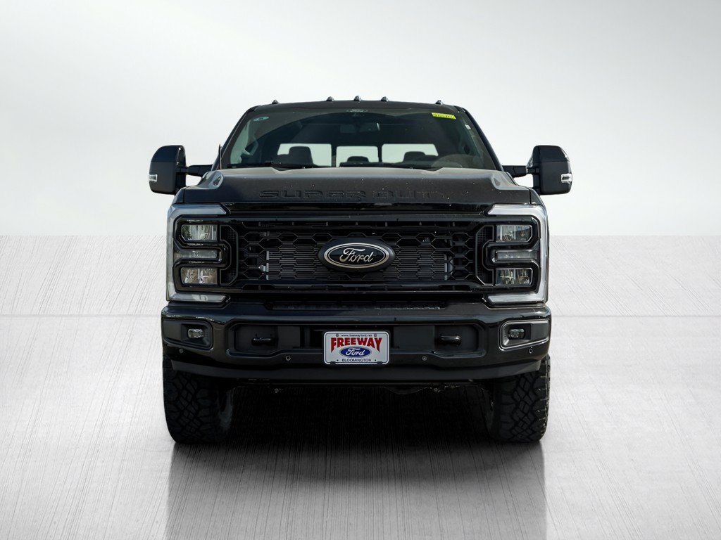 New 2026 Ford F350 Lariat w/ Tremor Off-Road Package AWD/4WD image 2