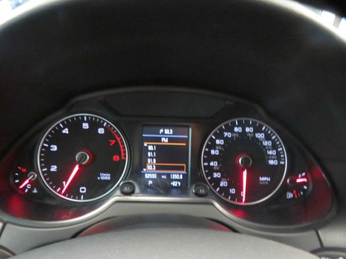Used 2015 Audi Q5 2.0T Premium Plus w/ Technology Package AWD/4WD image 30