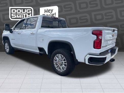 Used 2023 Chevrolet Silverado 3500 High Country w/ Z71 Off-Road Package AWD/4WD image 4