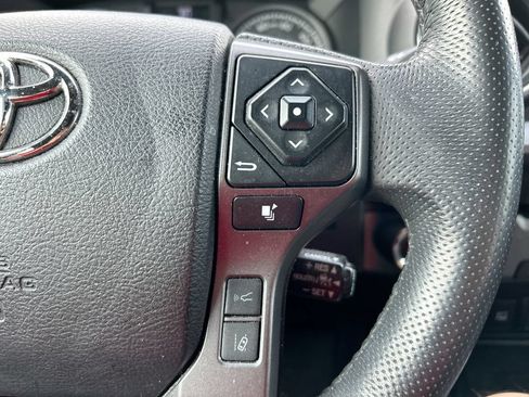 Used 2022 Toyota Tacoma TRD Sport RWD image 17