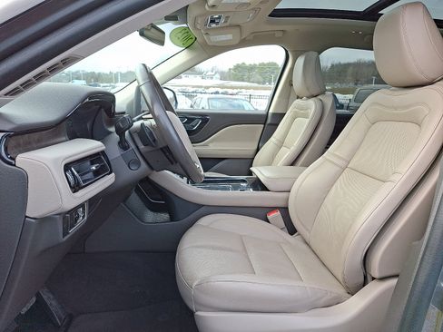 Certified 2023 Lincoln Aviator Reserve w/ Elements Package Plus AWD/4WD image 14