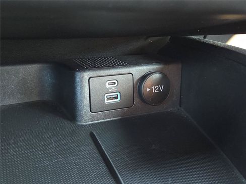 Used 2023 Ford Escape ST-Line Select AWD/4WD image 10