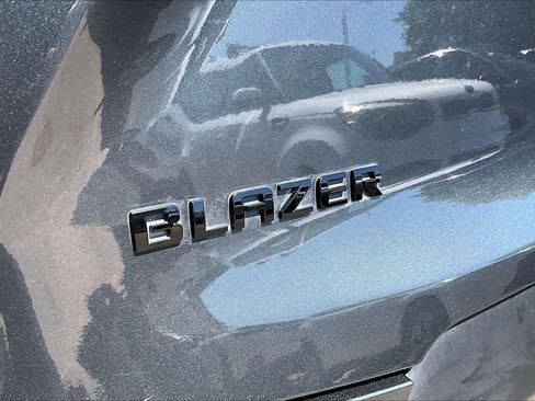 Used 2020 Chevrolet Blazer LT FWD image 30