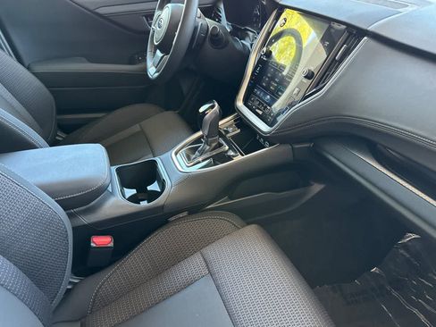 Certified 2025 Subaru Outback Premium AWD/4WD image 17
