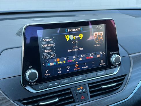 Used 2025 Nissan Altima 2.5 SV image 20