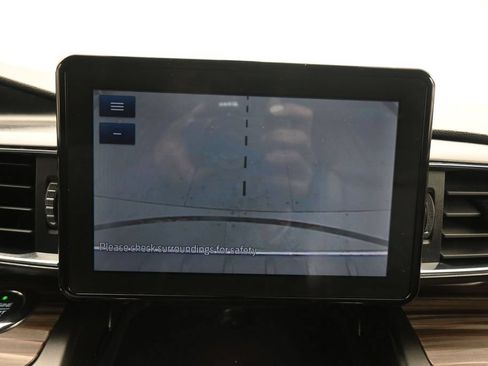 Used 2020 Ford Explorer Limited AWD/4WD image 24