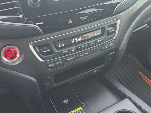 Used 2024 Honda Passport TrailSport image 20