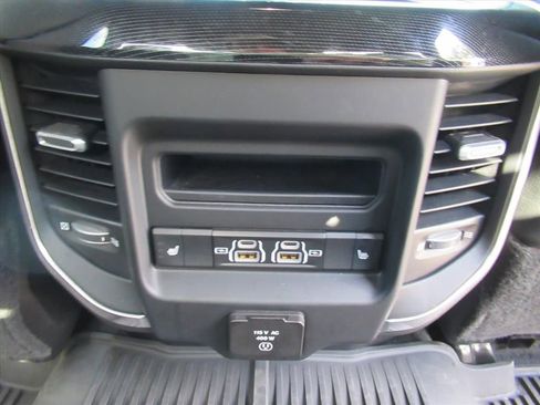Used 2022 RAM 3500 Laramie image 14