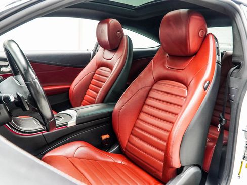 Used 2023 Mercedes-Benz C 300 4MATIC Coupe image 40