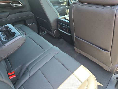 Used 2026 GMC Sierra 1500 Denali AWD/4WD image 12