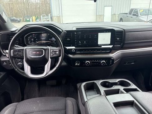 Used 2024 GMC Sierra 1500 Elevation AWD/4WD image 17