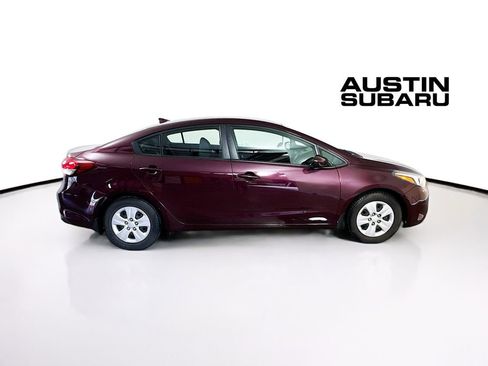 Used 2017 Kia Forte LX w/ LX Popular Package image 8