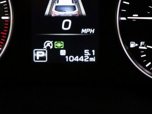 Certified 2025 Subaru Outback Limited image 16