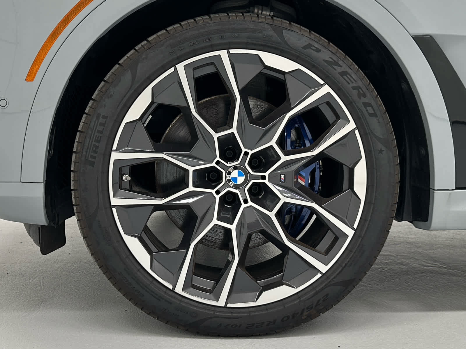 Used 2026 BMW X7 M60i AWD/4WD image 9