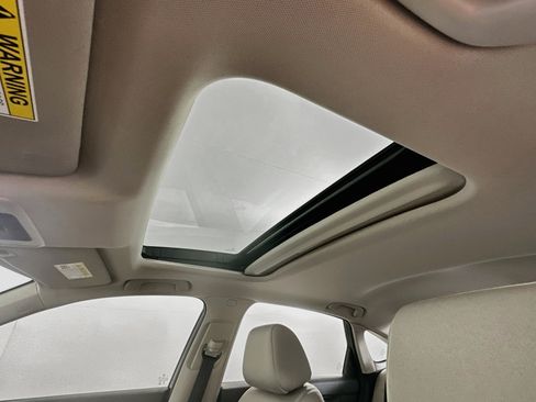 Used 2024 Honda Civic EX image 25