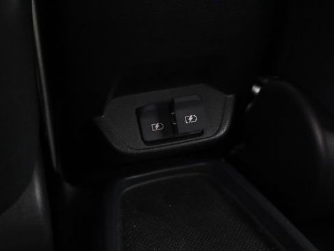 Used 2024 Nissan Leaf S image 23