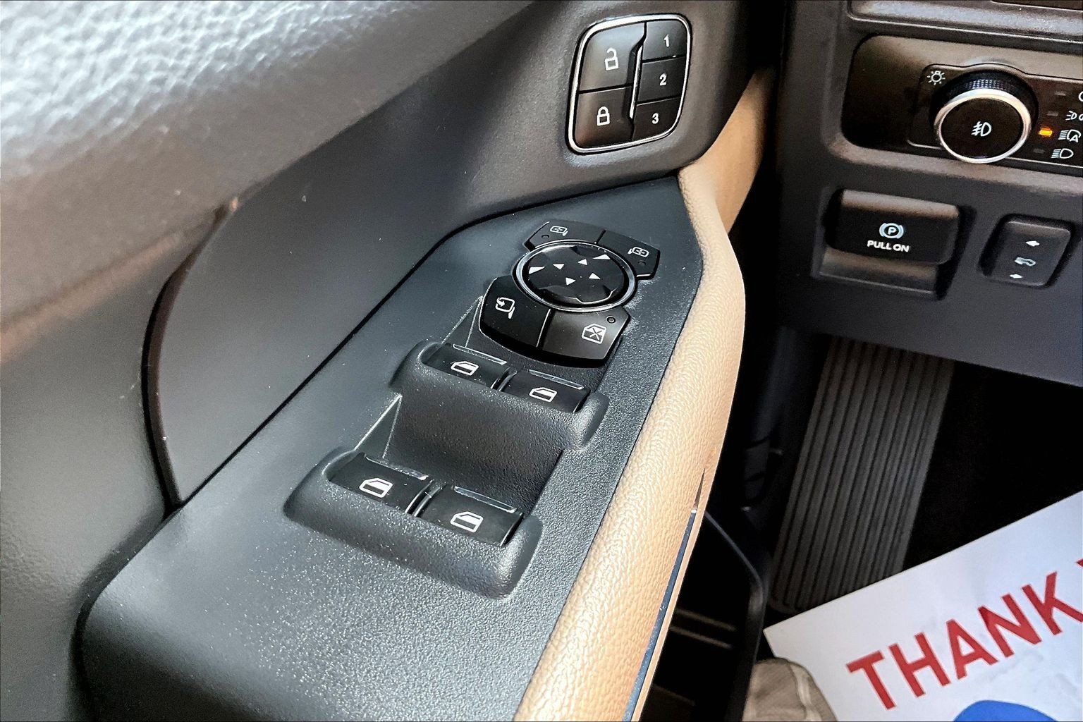Used 2024 Ford Expedition Limited AWD/4WD image 35
