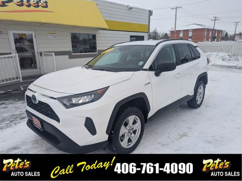 Used 2020 Toyota RAV4 LE image 8