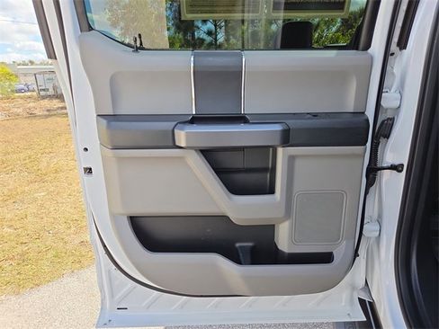 Used 2021 Ford F250 XLT image 9