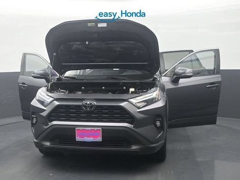 Used 2022 Toyota RAV4 XLE Premium FWD image 37
