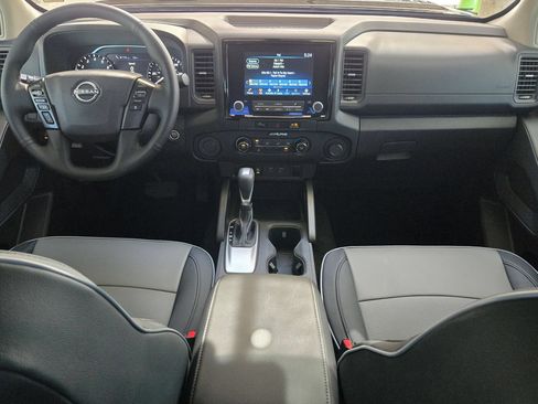 Used 2023 Nissan Frontier S w/ Technology Package RWD image 17