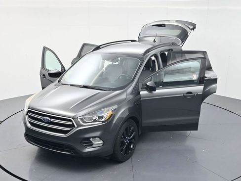 Used 2018 Ford Escape SE w/ SE Sport Appearance Package FWD image 51