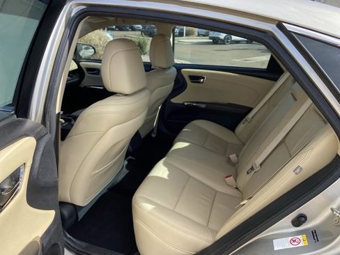 Used 2017 Toyota Avalon Touring image 48