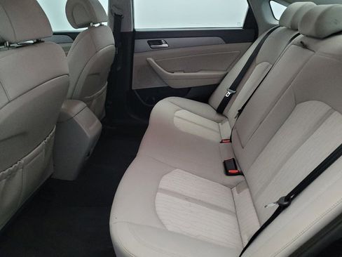 Used 2016 Hyundai Sonata SE image 18