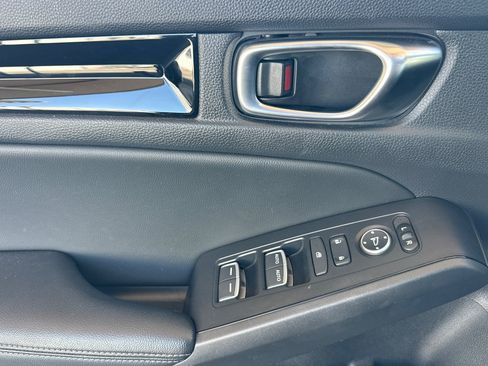 Used 2022 Honda Civic EX-L image 10