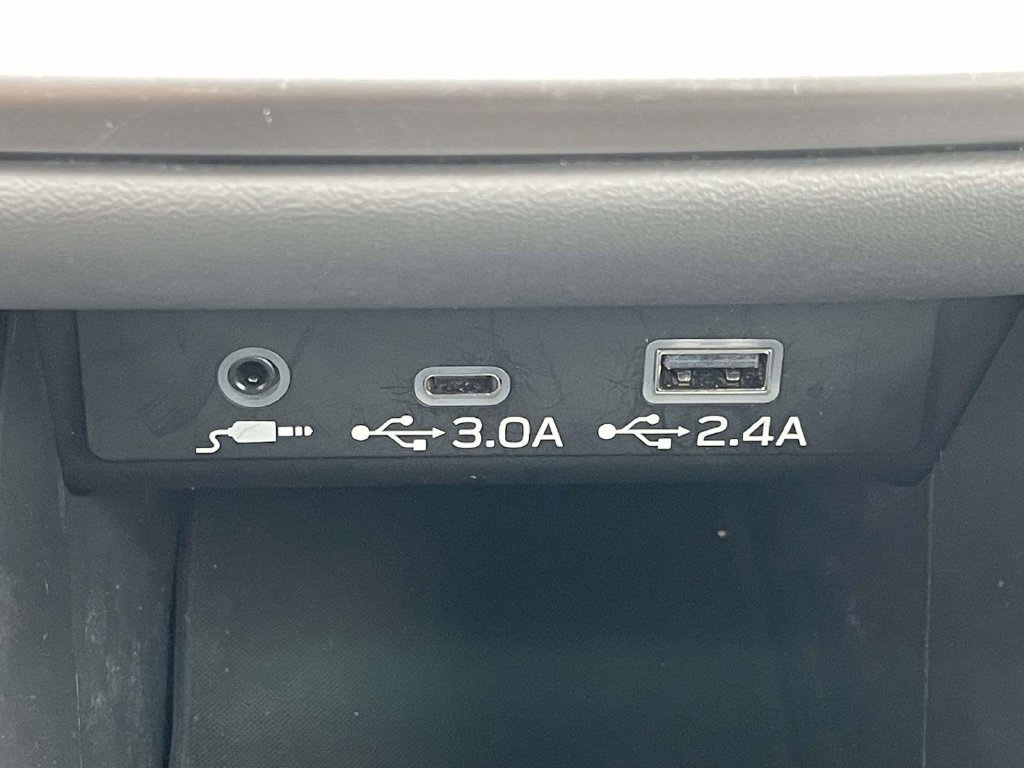 Used 2025 Subaru Outback Onyx Edition AWD/4WD image 22
