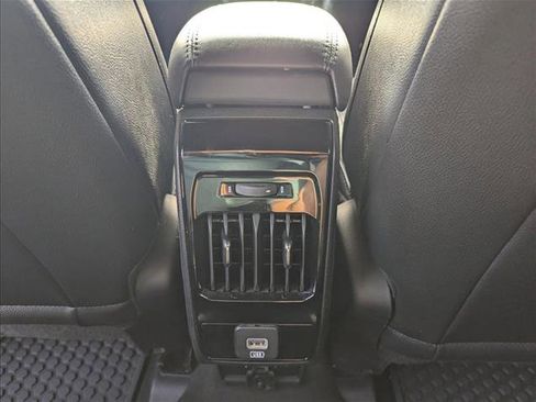 Used 2025 Jeep Compass Trailhawk AWD/4WD image 16