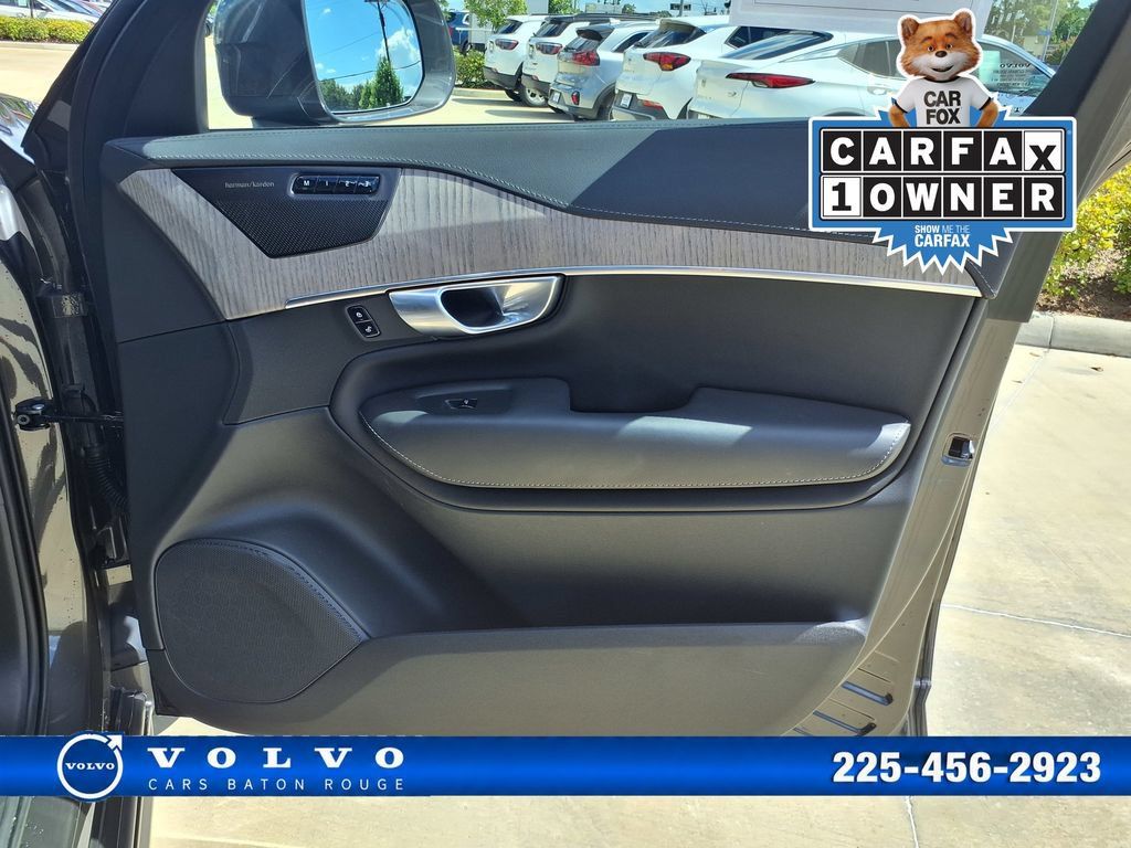 Certified 2024 Volvo XC90 B6 Ultimate w/ Protection Package Premier AWD/4WD image 23
