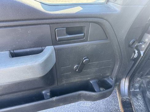 Used 2012 Ford F150 XL w/ Trailer Tow Pkg image 11