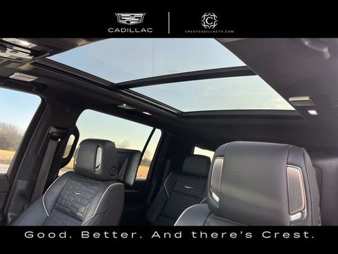 Used 2025 Cadillac Escalade ESV Sport Platinum w/ LPO, Floor Liner Package image 21