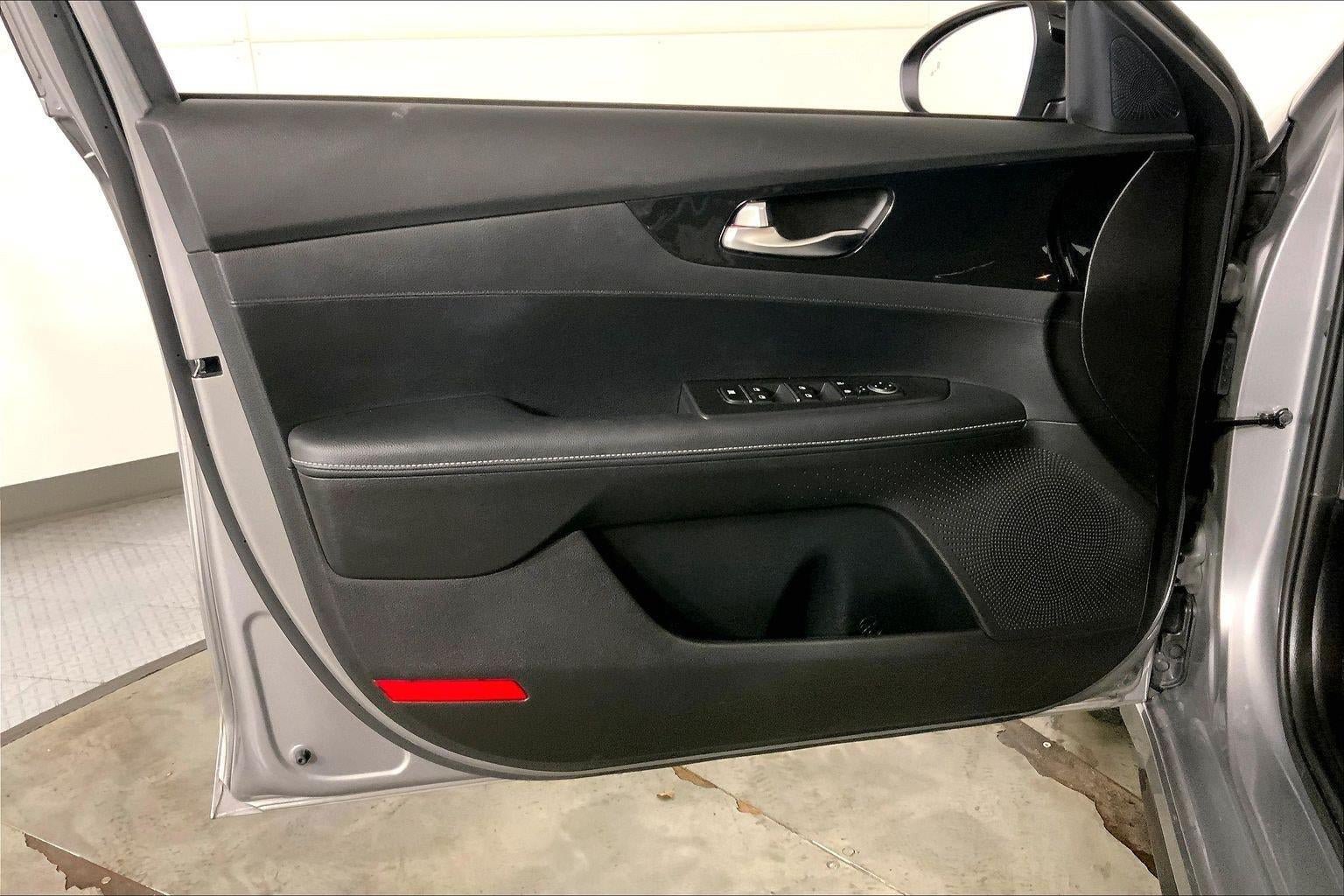 Used 2023 Kia Forte GT-Line FWD image 24