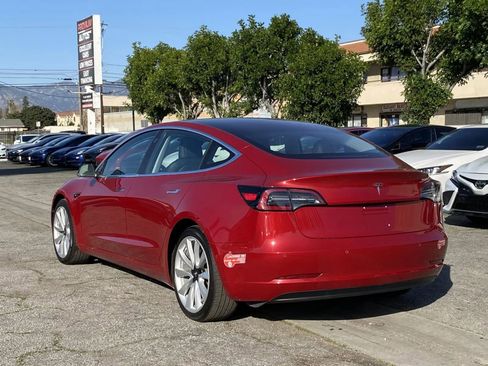 Used 2018 Tesla Model 3 Long Range image 2